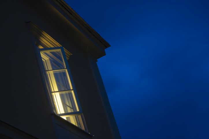 Dormir avec la fenêtre ouverte, est-ce meilleur pour le sommeil ?